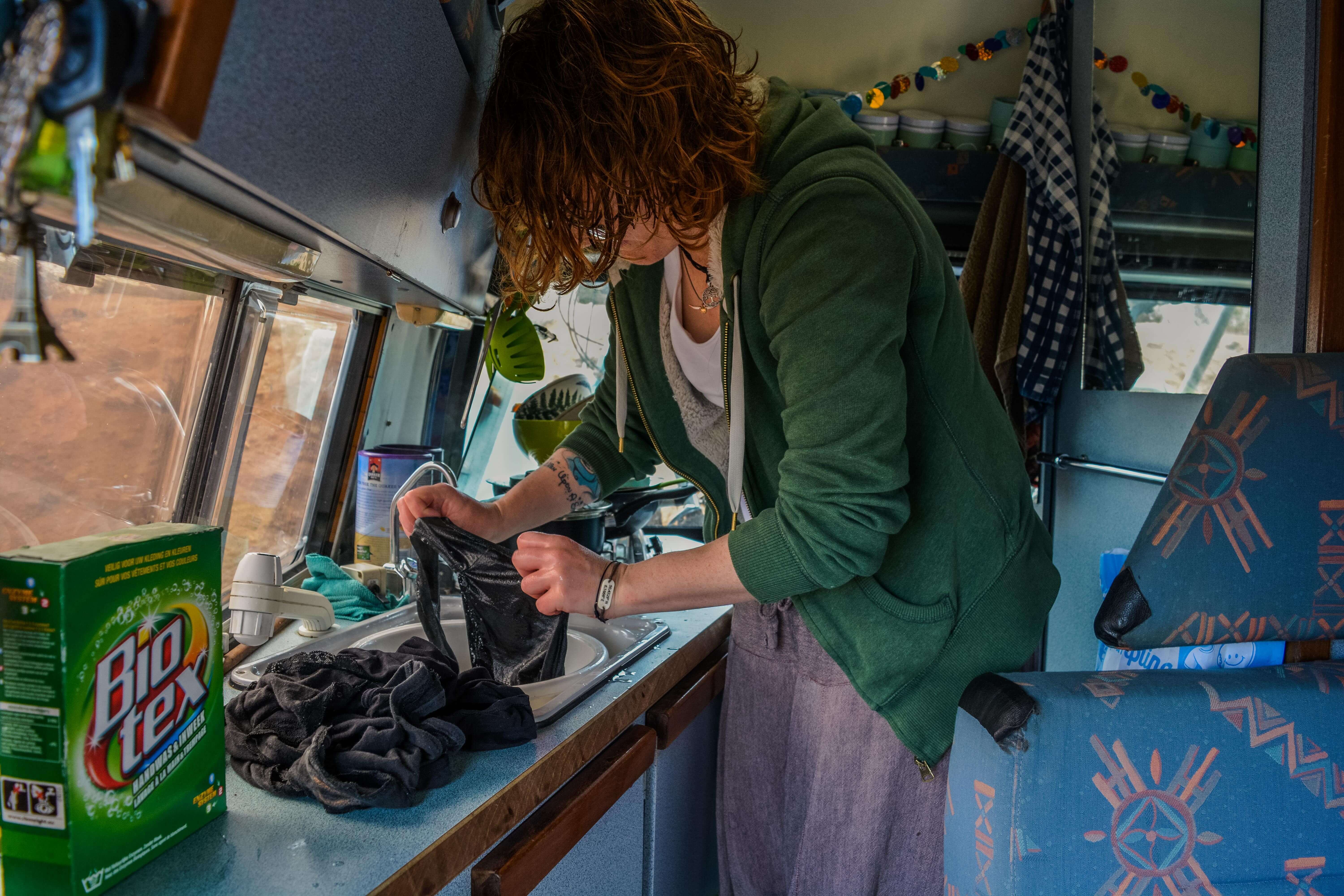 You are currently viewing VANLIFE | Having a household on the road